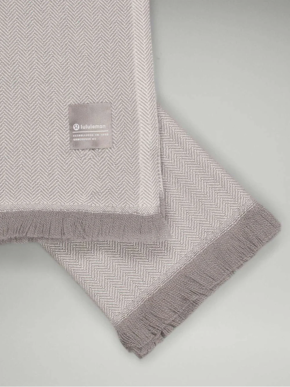 🆕🩶 Lululemon Wool Blanket Scarf - Gull Grey White Opal